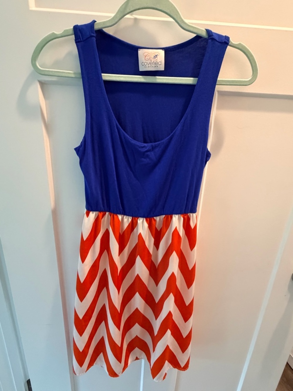 Coveted Clothing Chevron Dress Blue Orange Sleeveless Summer Casual Medium